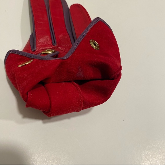 TED BAKER LONDON Red/Purple Gold Button Chupa Leather Gloves Size S/M Holiday - Picture 16 of 16